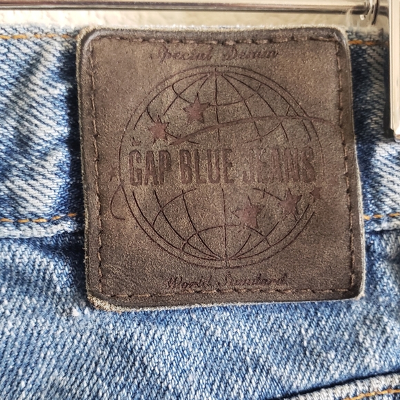 GAP Vintage Button-fly Jeans - Picture 6 of 10